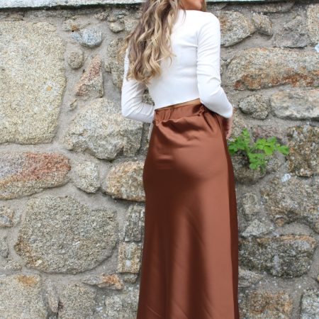 Falda midi satinada