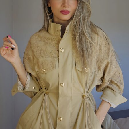 Gabardina Encaje